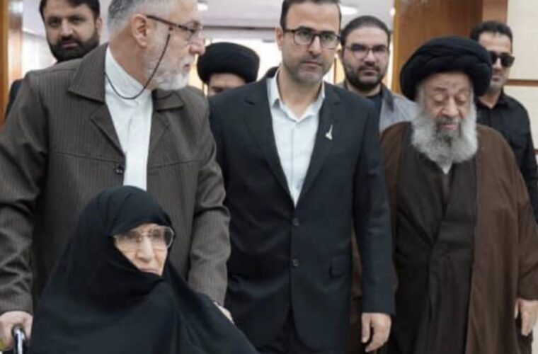 با حضور جمعی از مقامات کشوری و لشکری و مدیران و متخصصان صنعت نفت وحفاری برگزار شد